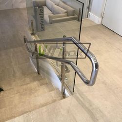 Corrimão de Escada em Aço Inox Corrimão de Escada em Aço Inox