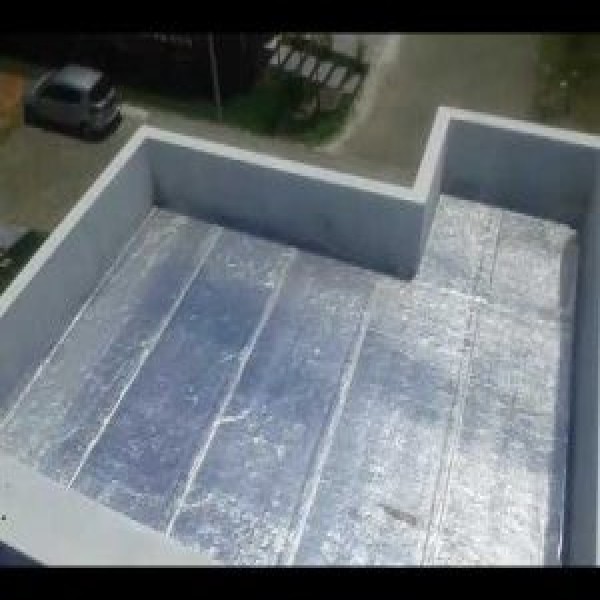 Impermeabilização com manta de alumínio Impermeabilização com manta de alumínio