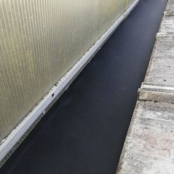 Impermeabilização de calhas Impermeabilização de calhas