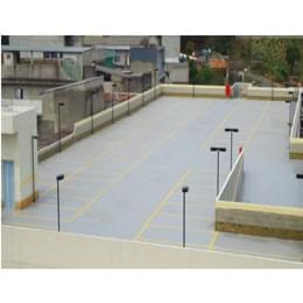 Impermeabilização de superfície com membrana à base de poliuretano Impermeabilização de superfície com membrana à base de poliuretano